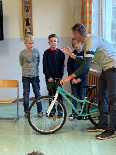 hdimgf6f6a56dff5c2bdc7250e6d5afc60f